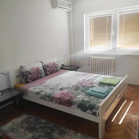 Ole Iii - In The Center Apartment *